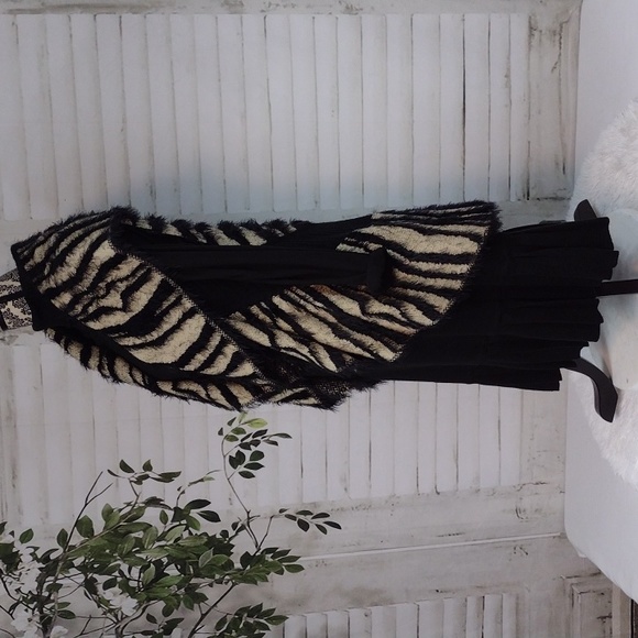 Sioni Wool Blend Animal Print Sweater Vest, Size PL/PXL - Picture 10 of 10